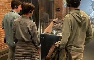 Explorando la Historia: visita a la exposición del Muro de Berlín en Madrid