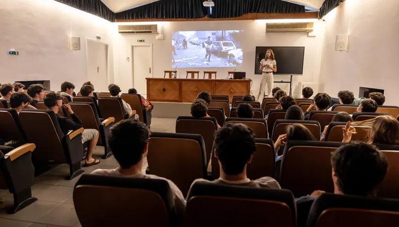 conferencia_abril_2026_3-noticia_imagen