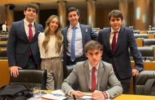 Finales de la Liga de Debate de Colegios Mayores