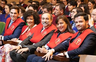 Beca de honor de la Asociación de Colegios Mayores de Madrid a la Junta saliente