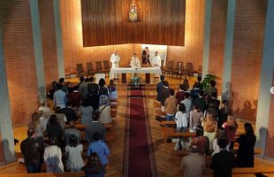 Celebración de la Pascua en el Aquinas