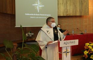 Santo Tomás y el humanismo moderno