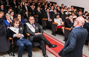 Fiesta de Clausura. Conferencia de Sebastián Álvar